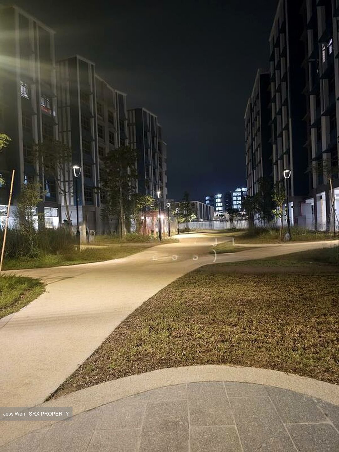 1 Canberra (D27), Condominium #501988361